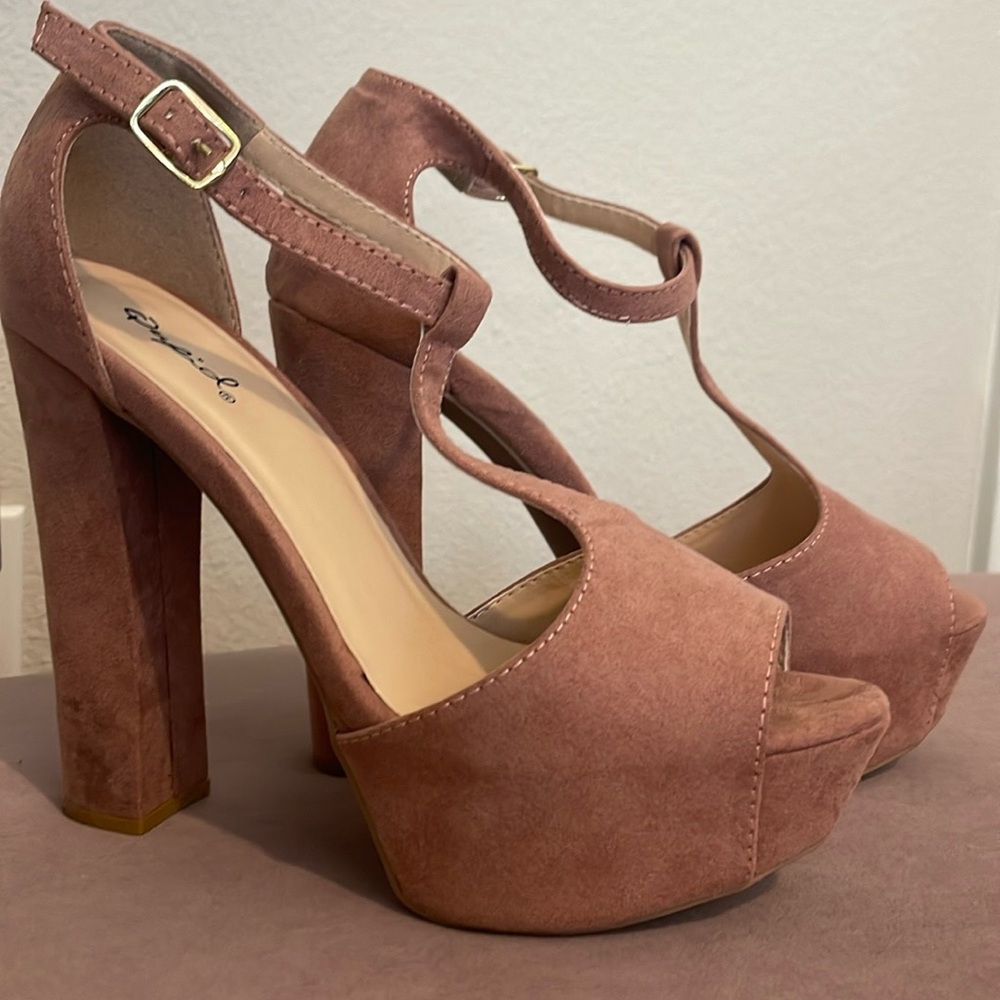 Women heels